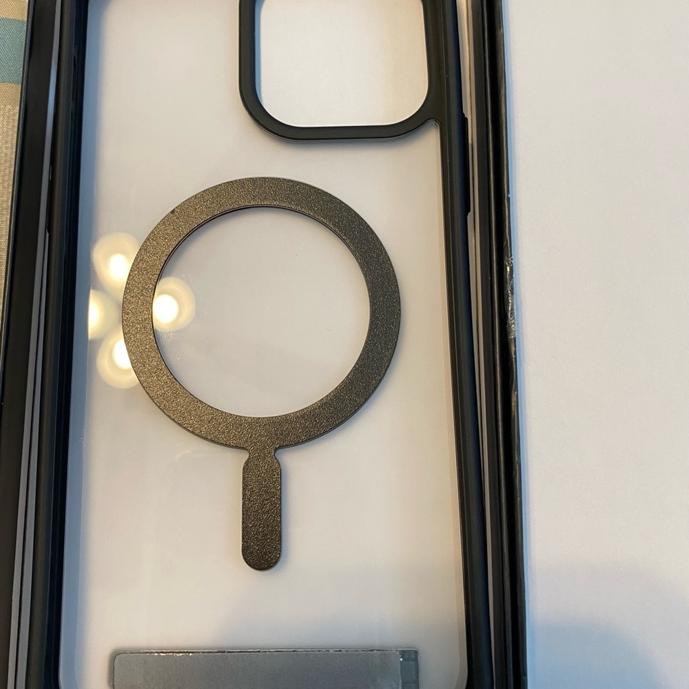 Chitri I phone 13 Pro Max case